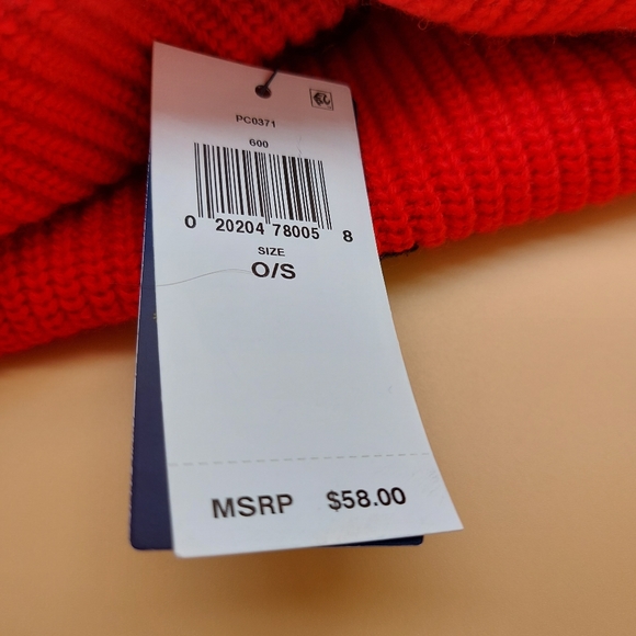 Polo Ralph Lauren Red Terrain Knit Cuffed Beanie - Picture 3 of 3